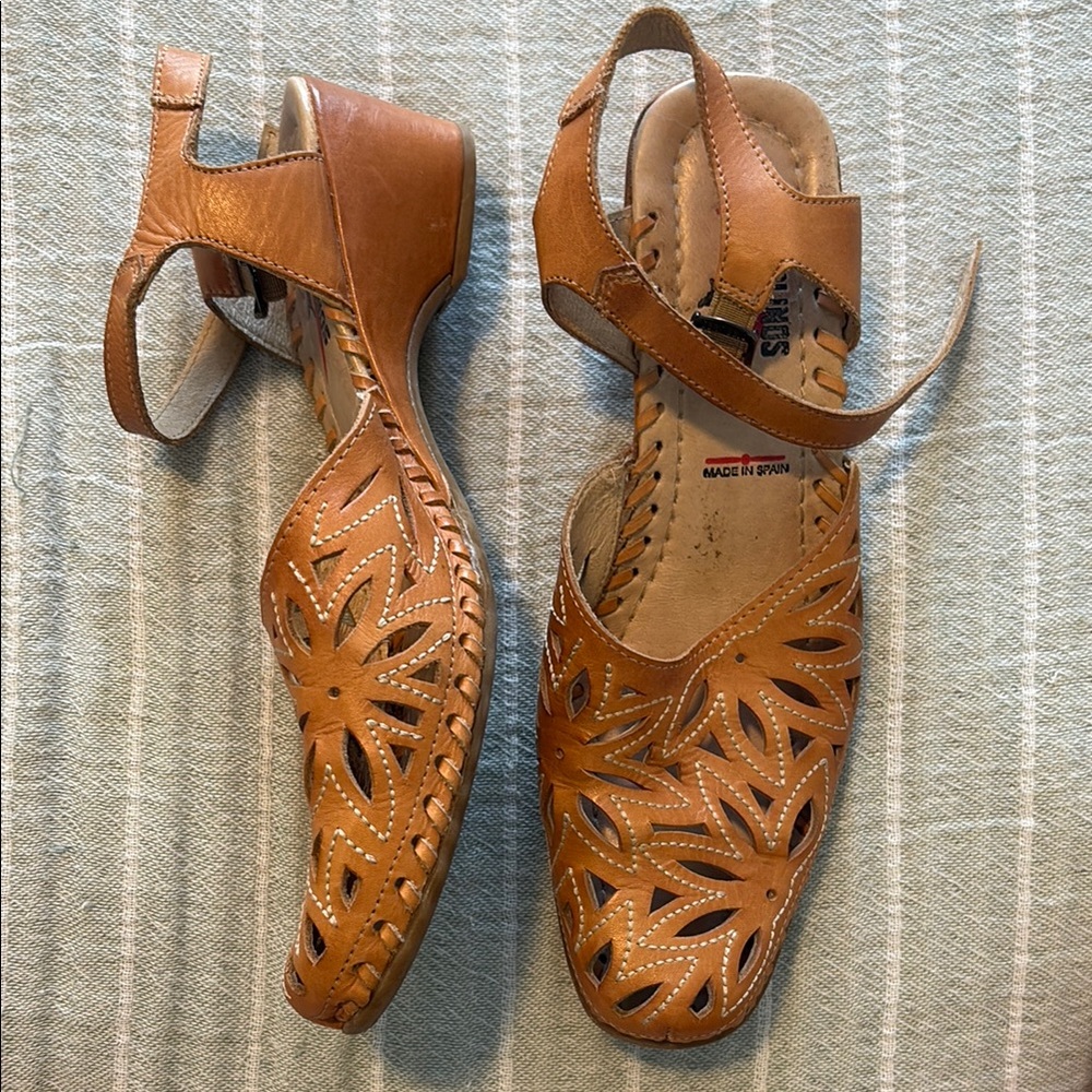 Pikolinos Leather Sandals EU 37